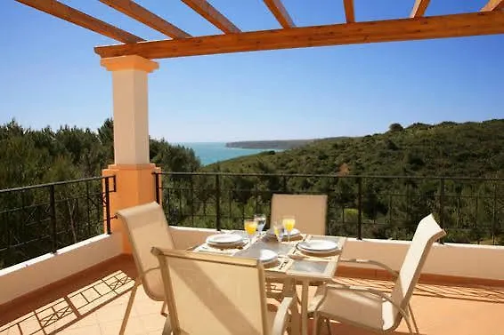 אתר נופש סלמה The View - Santo Antonio Villas, Golf & Spa
